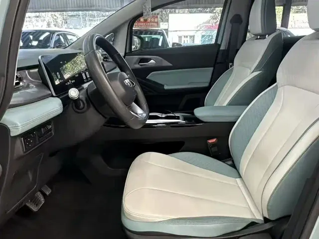 Geely Geometry E Firefly — Фото автомобиля 8