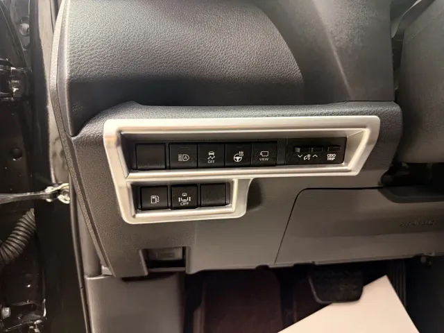 Toyota Granvia — Фото автомобиля 6