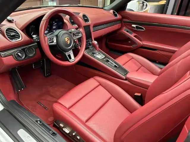 Porsche 718 — Фото автомобиля 5