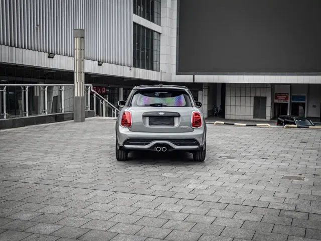 MINI Hatch — Фото автомобиля 6