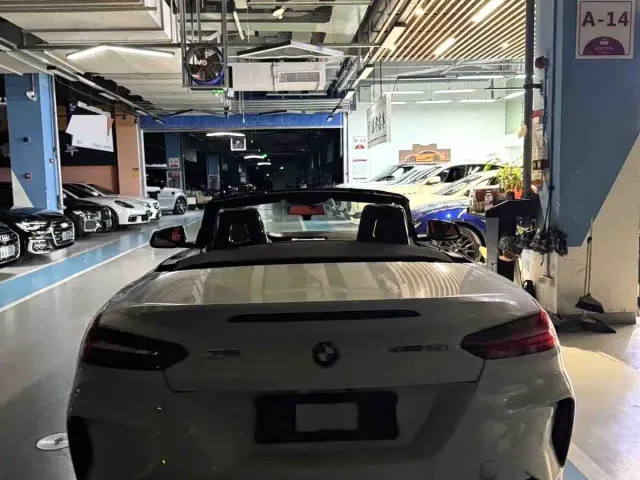 BMW Z4 — Фото автомобиля 5