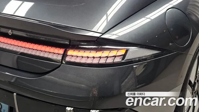 Hyundai Ioniq 6 — Фото автомобиля 8
