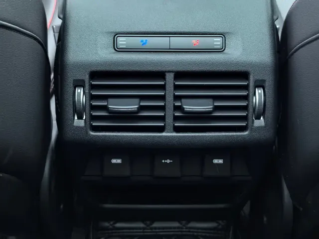 Land Rover Discovery Sport — Фото автомобиля 24