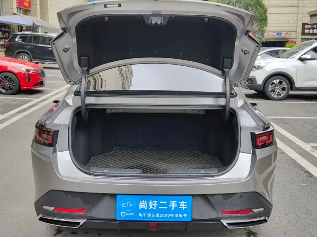 Changan Lamore — Фото автомобиля 11