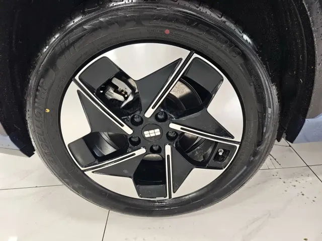 Geely Galaxy E5 — Фото автомобиля 12