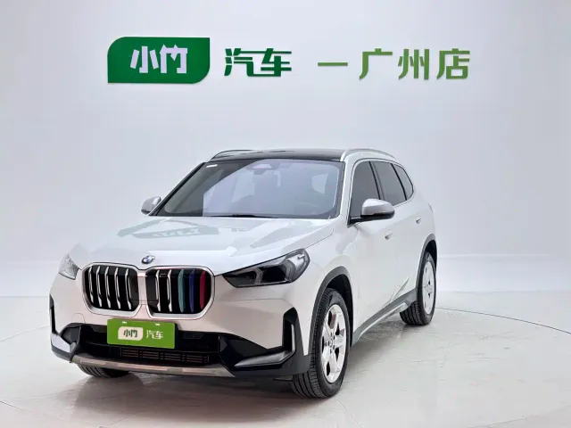 Фотография автомобиля — BMW X1
