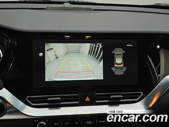 Kia Niro — Фото автомобиля 15
