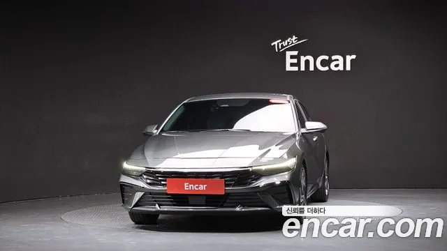 Hyundai AVANTE Новый Avante (CN7) — Фото автомобиля 3