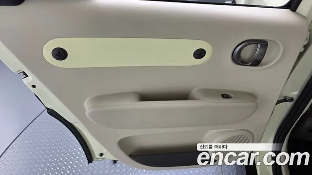 Hyundai Casper Electric — Фото автомобиля 14