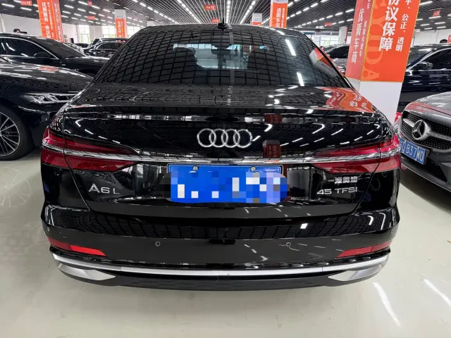 Audi A6L — Фото автомобиля 2