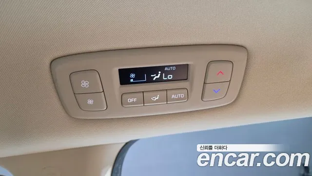 Kia Canival Carnival 4 поколение Бензин 9 мест Signature — Фото автомобиля 16
