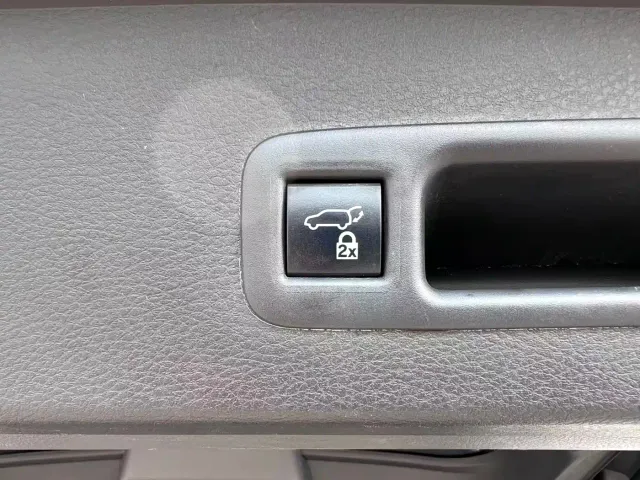 Toyota Granvia — Фото автомобиля 14