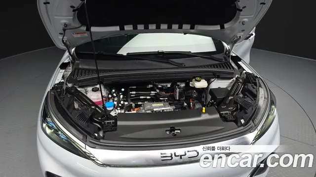 BYD Atto 3 — Фото автомобиля 6
