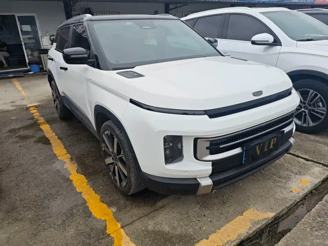 Geely ICON — Фото автомобиля 3