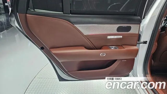 Genesis G90 Бензин 3.5 турбо AWD — Фото автомобиля 26