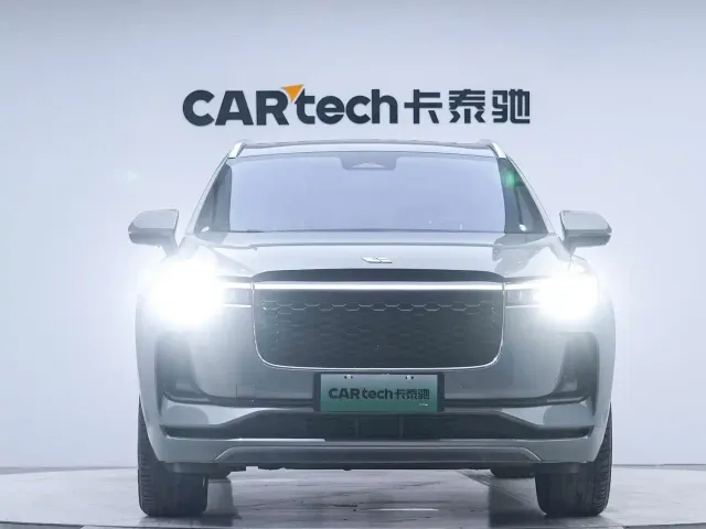 Li Auto ONE — Фото автомобиля 6