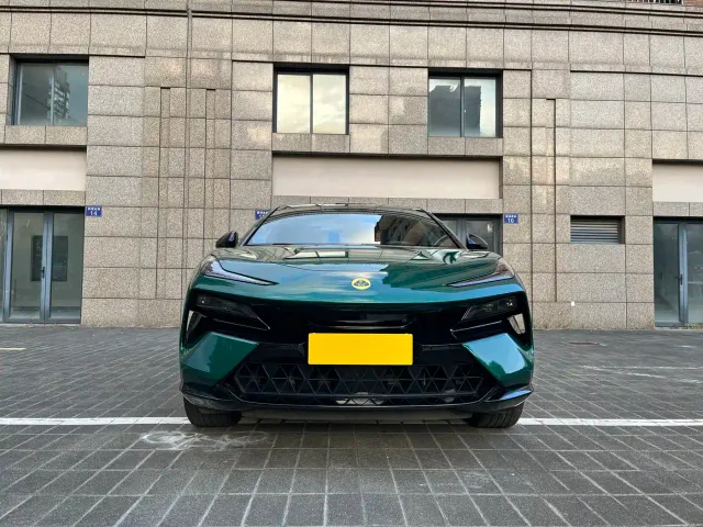 Lotus Eletre — Фото автомобиля 3