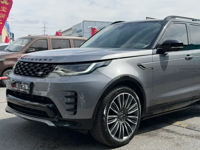 Land Rover Discovery — Фото автомобиля 17