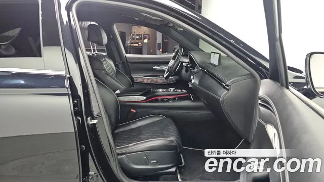 Genesis GV70 2.5T Бензин 2WD — Фото автомобиля 12