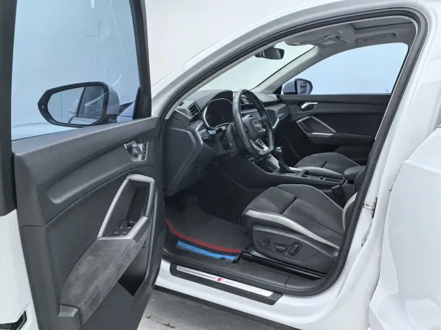 Audi Q3 — Фото автомобиля 7