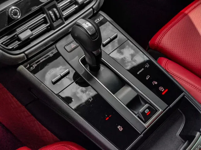 Porsche Macan — Фото автомобиля 19