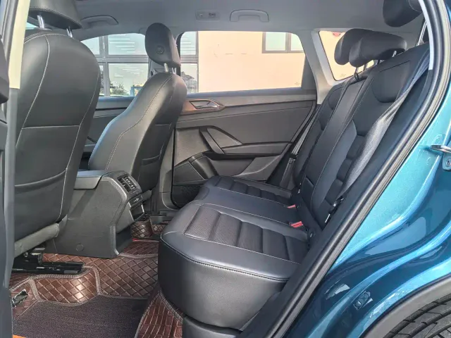 Volkswagen Tharu — Фото автомобиля 12