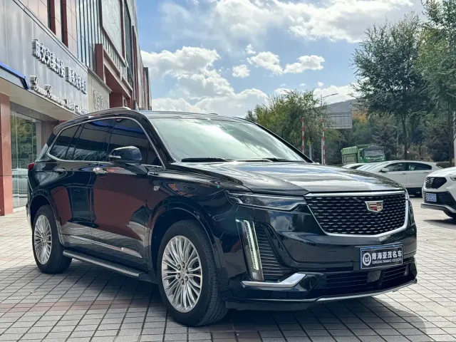 Cadillac XT6 — Фото автомобиля 3