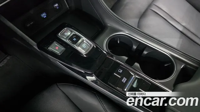 Hyundai Sonata Sonata (DN8) 2.0 LPG(Для проката) — Фото автомобиля 9