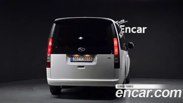 Hyundai Staria Staria 4WD Tourer 9 мест — Фото автомобиля 4