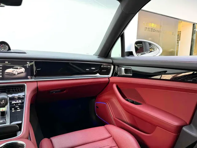 Porsche Panamera — Фото автомобиля 21