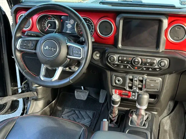 Jeep Wrangler — Фото автомобиля 8