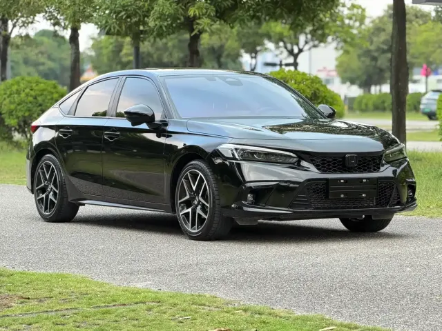 Honda Civic — Фото автомобиля 2