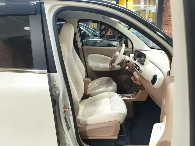Wuling Hongguang Mini EV — Фото автомобиля 10