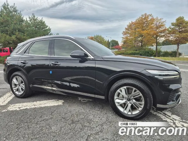 Genesis GV70 — Фото автомобиля 3