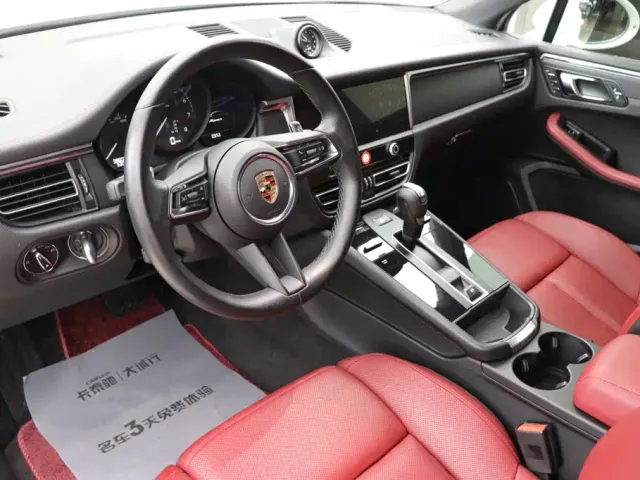 Porsche Macan — Фото автомобиля 15