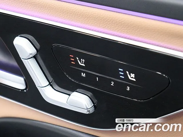 Mercedes-Benz E-Class — Фото автомобиля 11