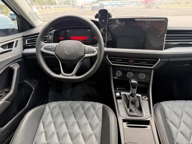 Volkswagen Sagitar — Фото автомобиля 10
