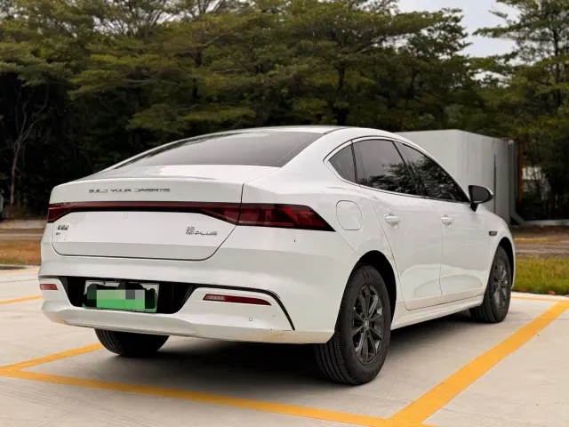BYD Qin PLUS — Фото автомобиля 19