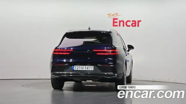 Genesis GV70 — Фото автомобиля 4
