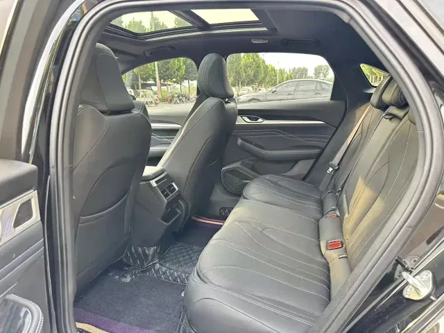 Geely Xingrui — Фото автомобиля 6