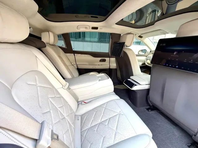 Nio ET7 — Фото автомобиля 10
