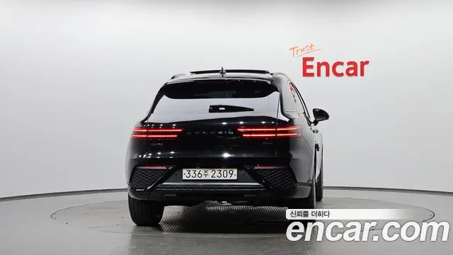 Genesis GV70 2.2 Дизель AWD — Фото автомобиля 3