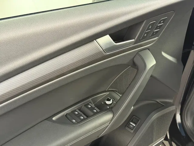 Audi Q5L — Фото автомобиля 13