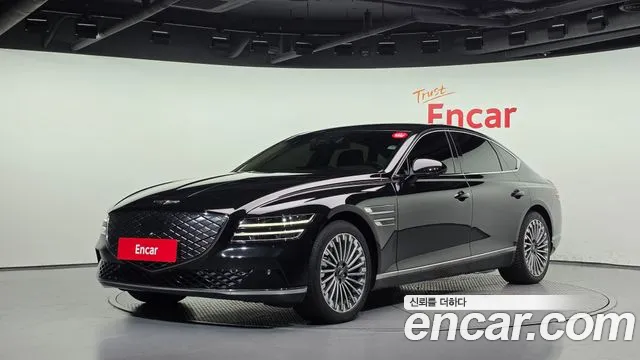 Фотография автомобиля — Genesis G80 RG3