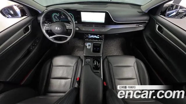 Hyundai Grandeur New — Фото автомобиля 10