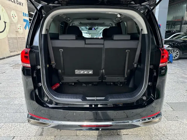 GAC Trumpchi M8 — Фото автомобиля 13