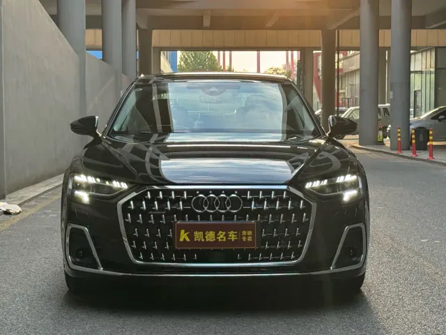Audi A8 — Фото автомобиля 2