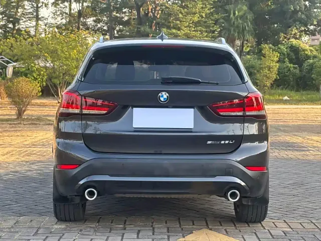 BMW X1 — Фото автомобиля 5