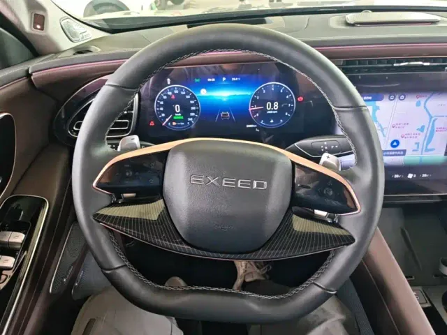 Exeed VX — Фото автомобиля 10
