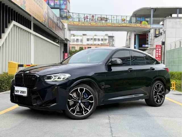 BMW X4 M — Фото автомобиля 3
